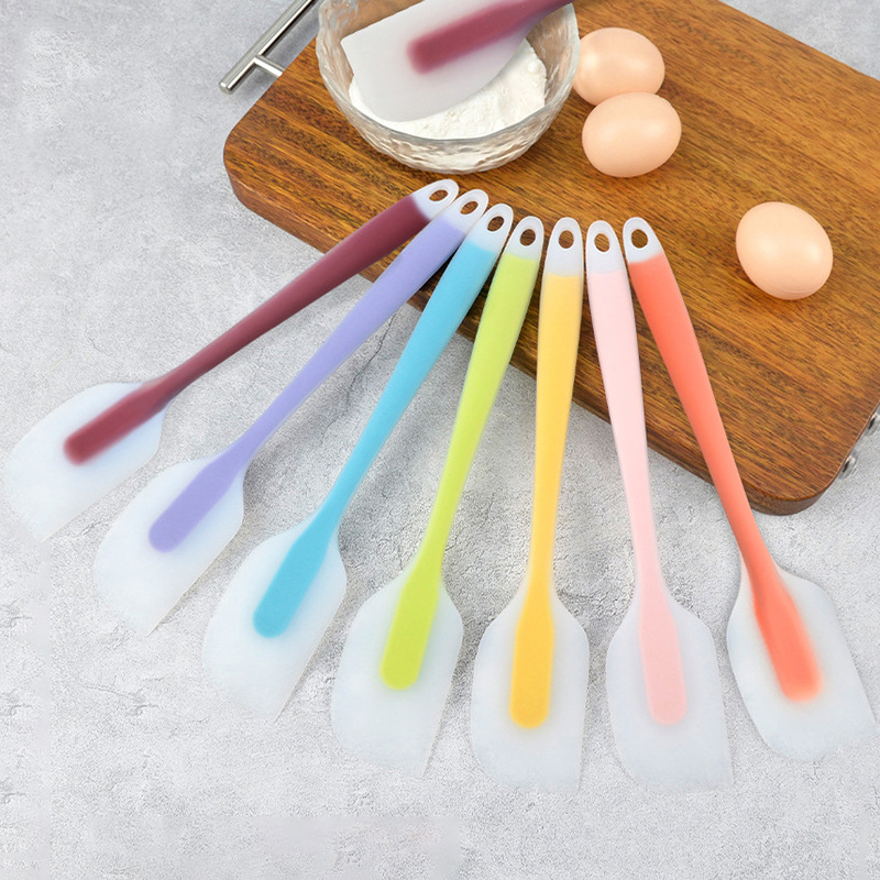 Kitchen Gadgets Must Have - 2 Size Flexible Silicone Scraper Heat